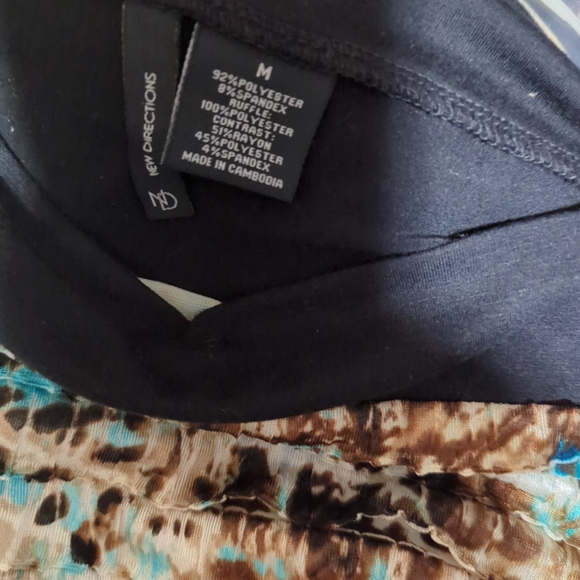 New Directions Animal Print Top Blouse Shirt M Black Leopard Ruffle  1/2 Sleeve - Picture 9 of 10